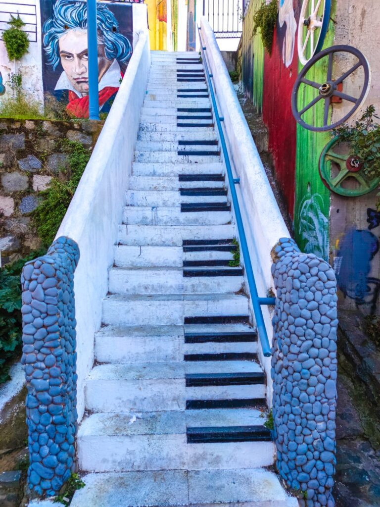 Valparaiso Street