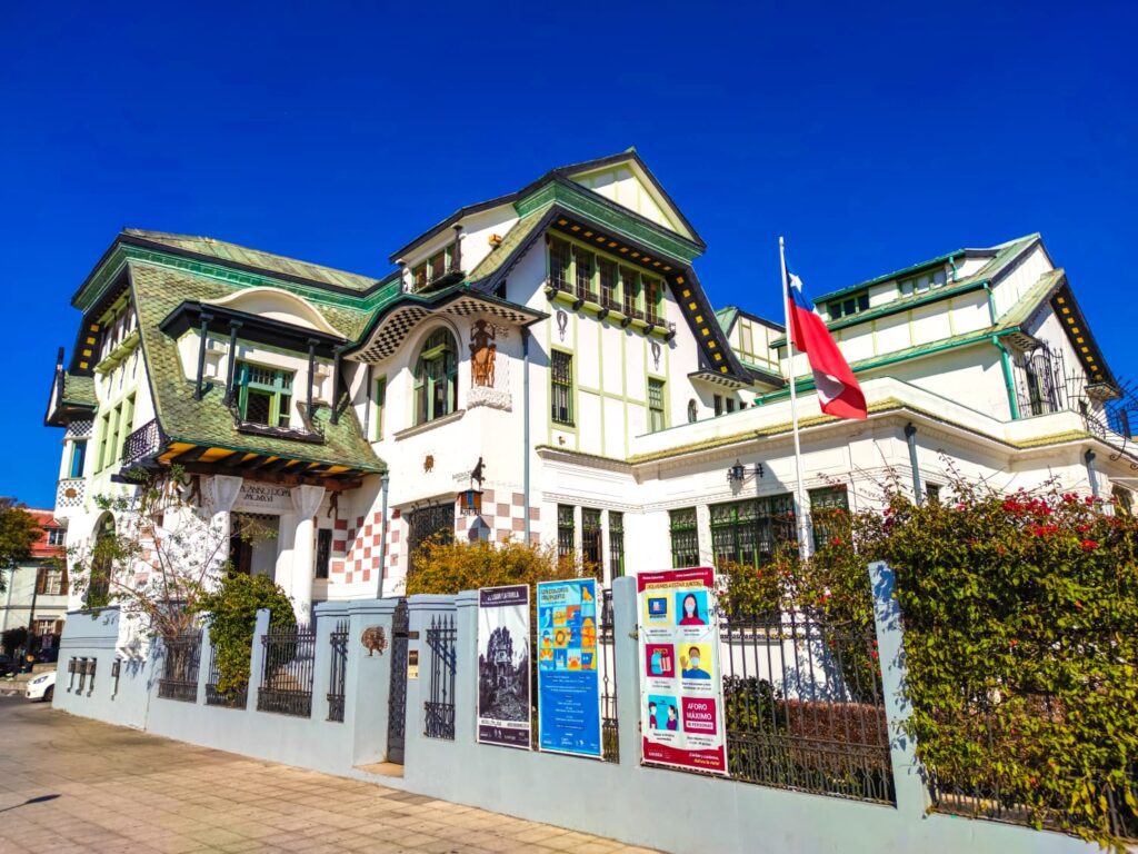 Valparaiso House